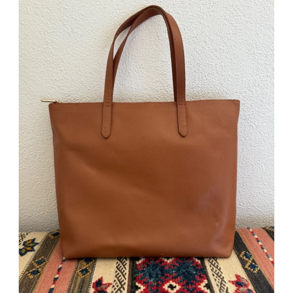 Cuyana Easy Zipper Tote